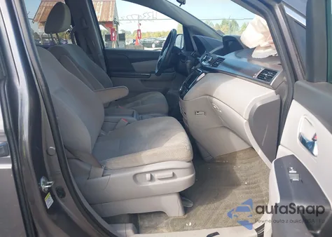 2016 Honda Odyssey Se from USA, damaged, VIN 5FNRL5H34GB023996